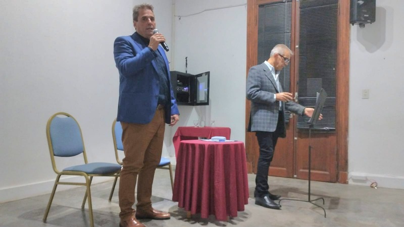 Con una sala colmada, fue presentada �Lazos del tiempo�
